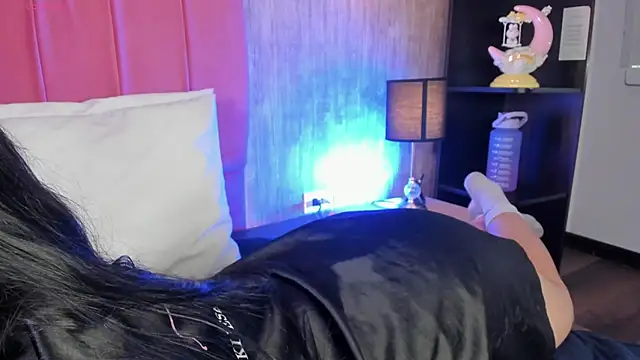 Kendra kobein online show from November 1, 6:34 pm