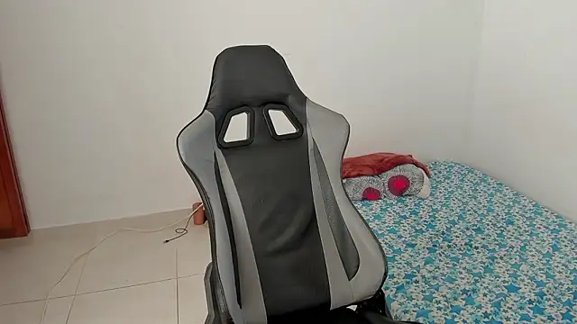 star shooting8 online show from March 9, 7:06 pm