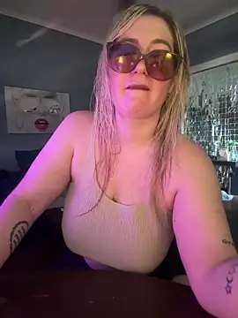 Granlady7 online show from March 31, 7:36 pm