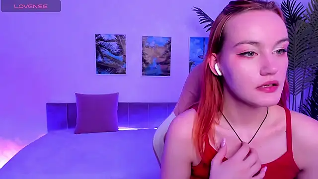 Ida FaneStain online show from September 26, 3:53 pm