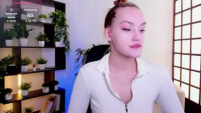 Ida FaneStain online show from April 8, 9:00 am