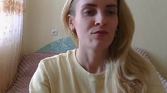 JayeTyler online show from March 23, 7:25 am