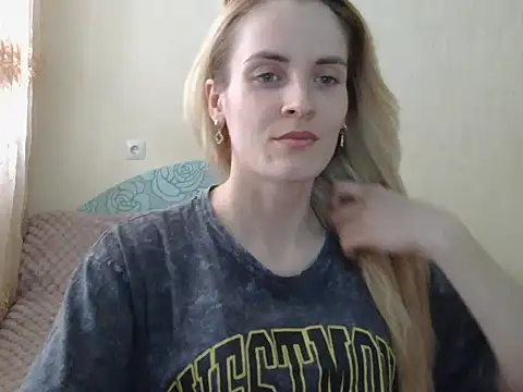 JayeTyler online show from March 2, 7:48 am