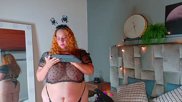 JenaCooper  online show from December 5, 7:59 pm