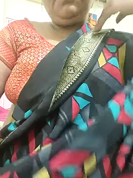 dhanshri143 online show from September 17, 7:17 am