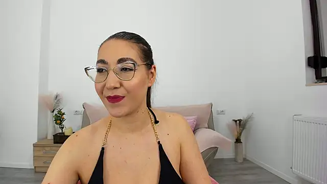 Kylie Kathy online show from September 22, 7:23 pm