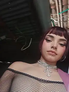 Mia Monroee online show from June 2, 8:32 pm