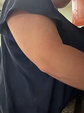 kittenxd4 online show from September 8, 10:53 pm