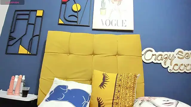 Lucia Spear online show from September 25, 1:54 pm