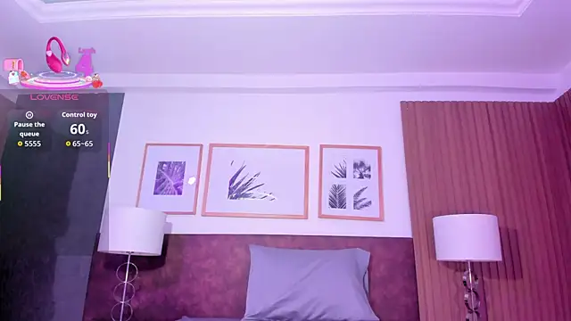 cutie katy  online show from November 19, 4:12 am