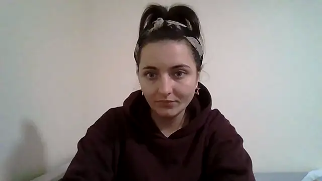 DInaraXRose online show from October 14, 2:30 pm