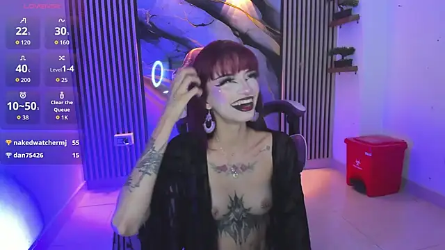 chloe jacksonn online show from April 6, 10:33 pm