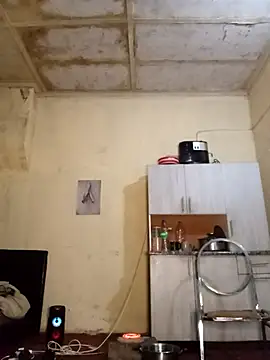 RFeltomWhitJ online show from November 1, 3:54 am