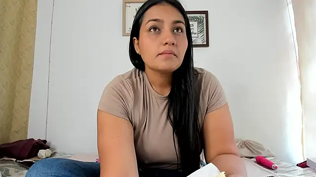 selena jhonson online show from February 5, 1:58 pm