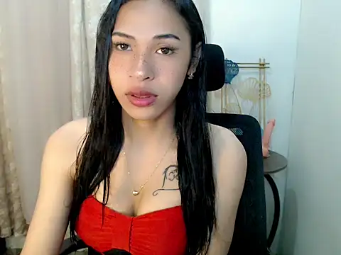 Annaloula online show from January 31, 8:51 pm