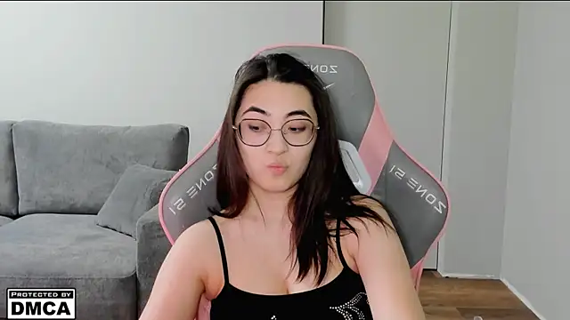 MeilideQian1 online show from April 11, 2:21 pm