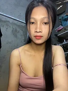 Snapshot of vyvy777 chatting on September 24, 1:04 am vyvy777 online show from September 24, 1:04 am