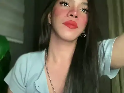 Misselliefayexxx online show from April 13, 9:04 pm