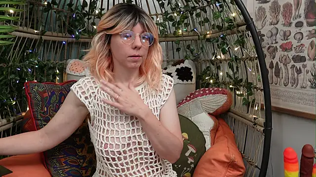 bendingofwillow online show from October 22, 11:26 am