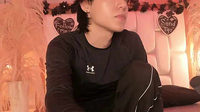 Daphne And Roger online show from April 9, 11:04 am