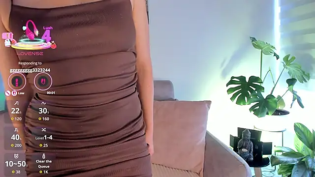 Estrer collins online show from November 4, 7:52 pm