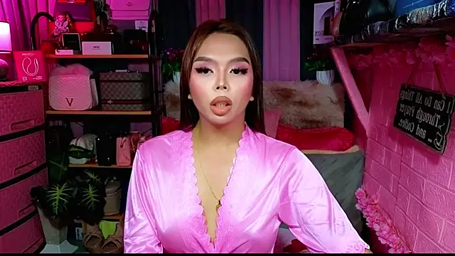 MoniqueCeleste online show from October 27, 1:45 am