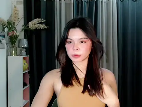 asiansmilexx online show from November 26, 3:02 pm