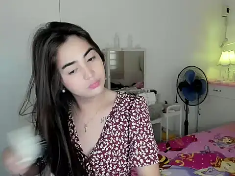 Alovelydoll nica online show from April 15, 1:39 am