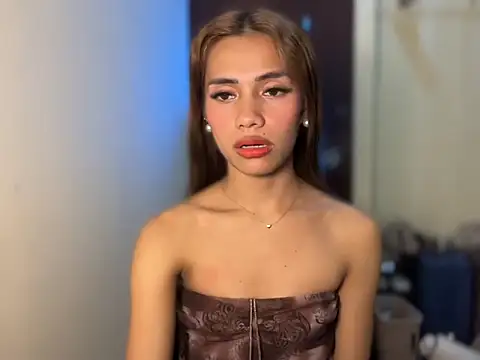 Snapshot of Lovelynikki03 chatting on September 15, 6:59 pm Lovelynikki03 online show from September 15, 6:59 pm