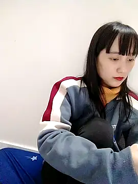 Kembong01 online show from December 5, 1:45 pm