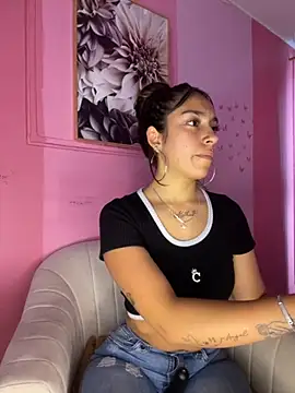 Alaska euphoria online show from December 4, 7:36 pm