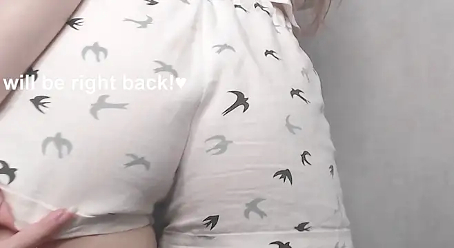 cute elfy  online show from November 19, 7:08 am