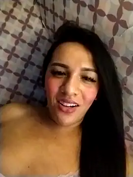 enoria1992 online show from April 11, 6:30 am