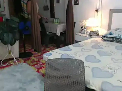 Snapshot of Amanda_cummersxxx chatting on October 10, 7:19 pm Amanda cummersxxx online show from October 10, 7:19 pm