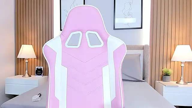 megan bigboobs  online show from February 15, 12:37 pm