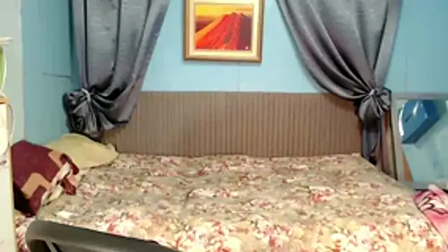 SelenaCinder online show from November 30, 4:05 am