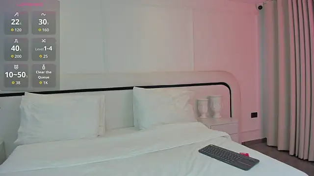 MaddyMay  online show from December 22, 8:56 pm