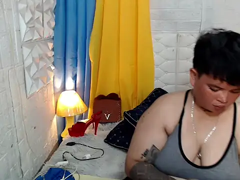 hotloveasianxxx online show from October 12, 6:21 pm