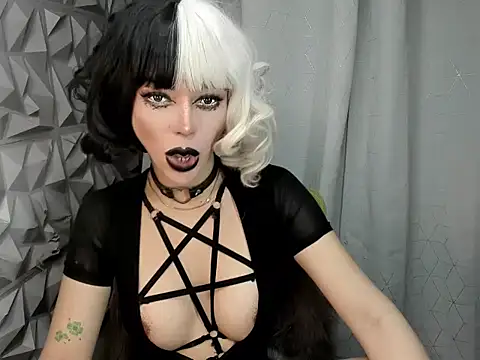 janecomander online show from April 6, 11:55 am