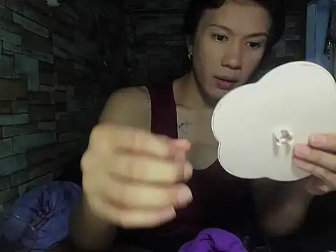 manilafoxts online show from April 9, 12:21 pm