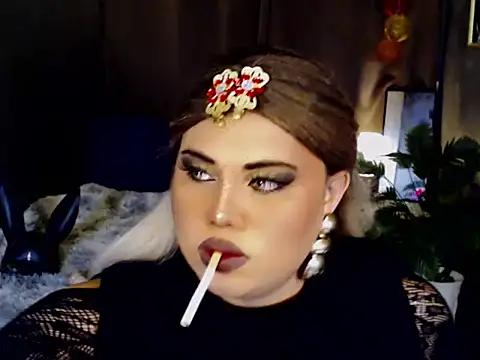 KitSmithCumerr online show from December 2, 11:45 am