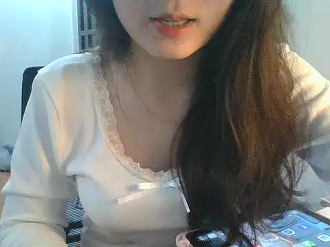 Linzly online show from November 12, 2:53 am