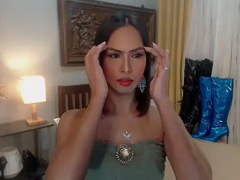 Nathalieheartt online show from November 12, 2:20 am