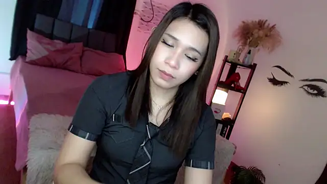 Veniceseduction online show from September 18, 6:12 am