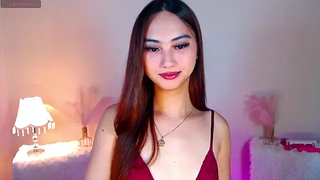 Kiah Wyatt online show from November 15, 7:42 am