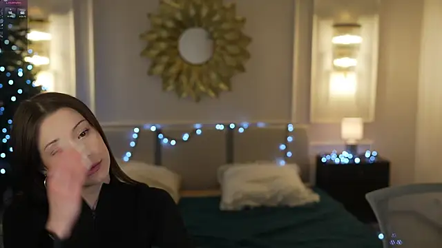 Selena Glow online show from December 19, 12:15 am