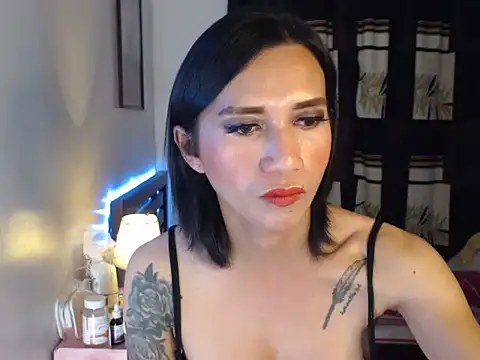 hottielicious slut69 online show from December 17, 1:04 pm