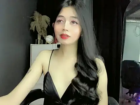 Snapshot of LexiLove chatting on September 18, 12:58 pm LexiLove online show from September 18, 12:58 pm