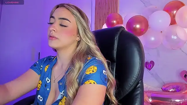 KYLIE JONES6 online show from November 20, 3:18 am