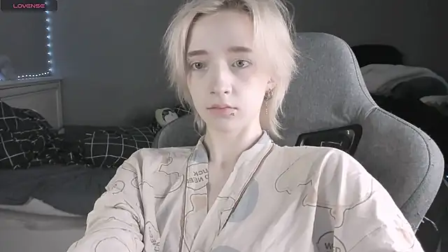 MelissaReis online show from March 14, 9:43 am